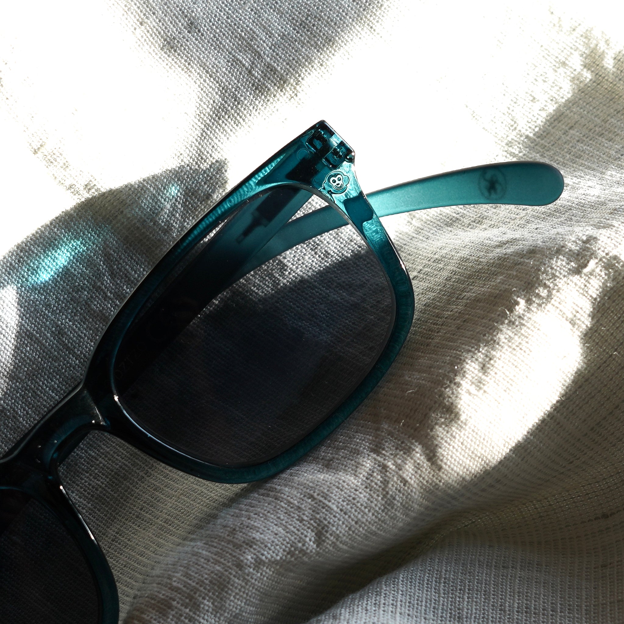 No.11 Bifocal Reading Sunglasses | deep teal